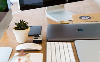 4-0狂胜+少打一人！巴黎客场血洗尼斯，青春中场爆发，法甲争冠再提速